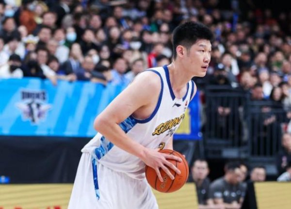 锁定季后赛！广厦6连胜送四川31连败 胡金秋23分赵岩昊三分超刘炜
