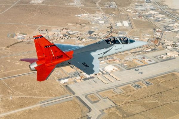 美国空军授予波音公司2.19亿美元合同，T-7A高级教练机进入量产阶段