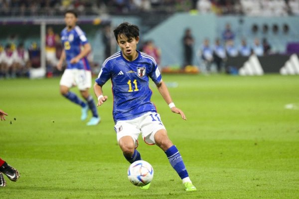 久保建英: 8号球衣比想象中更合适 本届世界杯有更充分备战时间