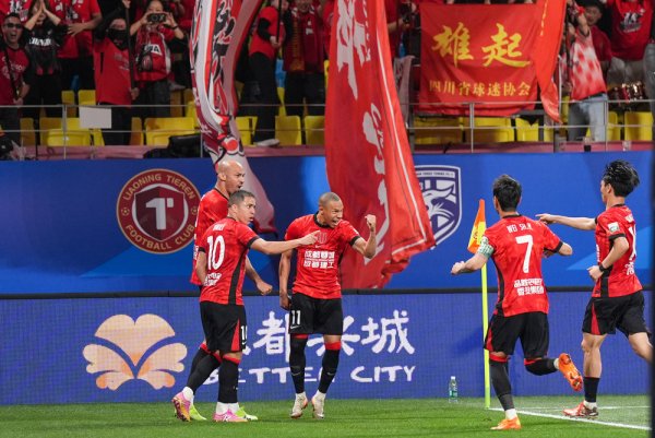 中超半程观察: 新贵掀翻旧秩序, 豪门陷入集体迷局